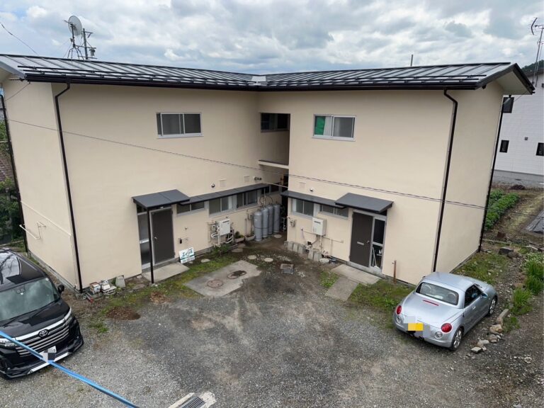 長野市T様アパート屋根・外壁塗装工事【軒天張り替え・クラック補修】